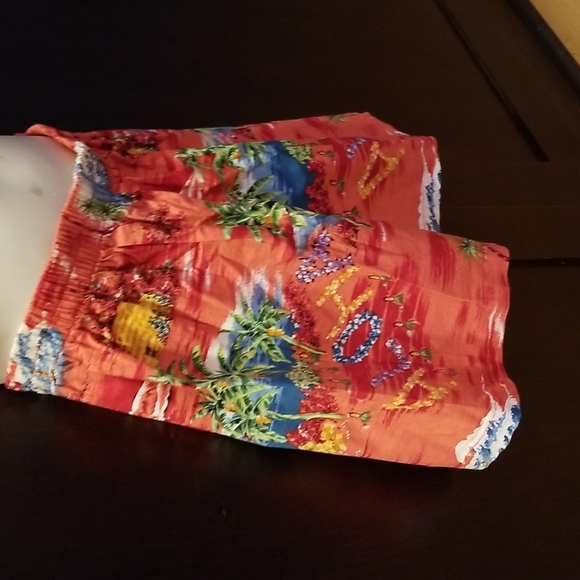 Toddler Aloha Wear Hawaiian Print Tshirt over matching shorts Size M (10-12) - Picture 4 of 12